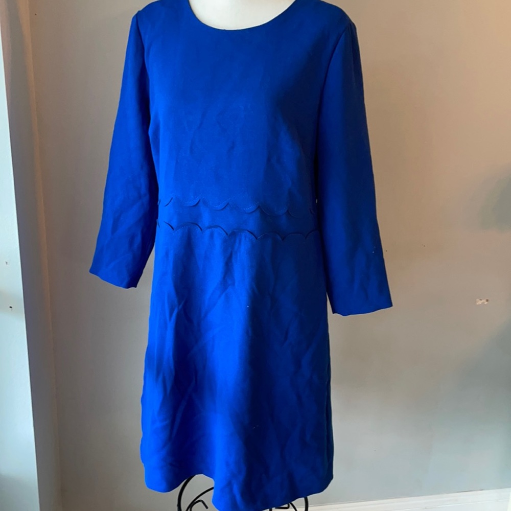 Banana Republic scallop waist dress with pockets.
